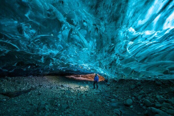 The Original Ice Cave Tour in Jökulsárlón Glacier Lagoon - Why the Jökulsárlón area makes these ice caves special