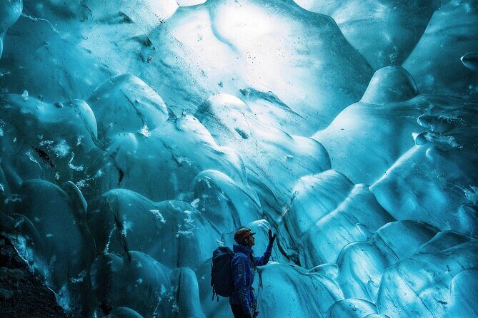 The Original Ice Cave Tour in Jökulsárlón Glacier Lagoon - The 4x4 ride and the walk to the cave: short, but not casual
