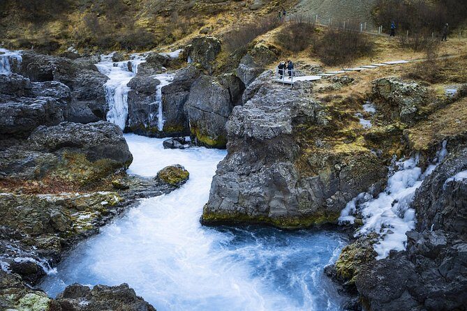 The Silver Circle and Glacier Visit - Húsafell inland stop: a quiet break from the coast
