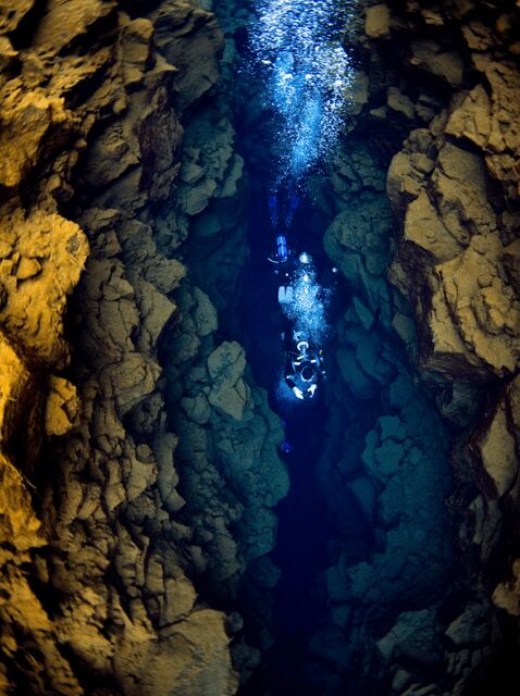 Thingvellir: Silfra Fissure Diving with Optional Pickup - Silfra in Þingvellir: the tectonic crack you can visit