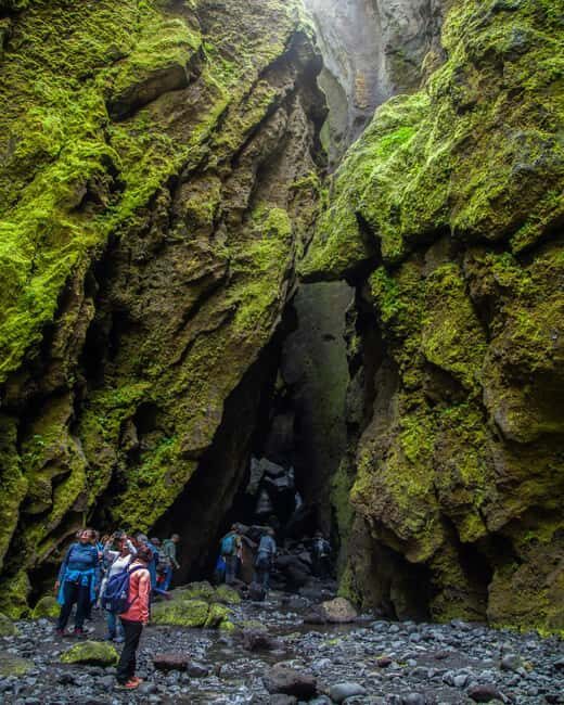 Þórsmörk by Super Jeep - The Morning Start: Brú Base Camp and Your Small-Group Day