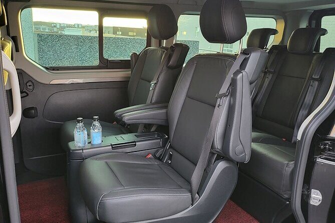 Transfer from Reykjavik – Private airport transfer to KEF Airport
