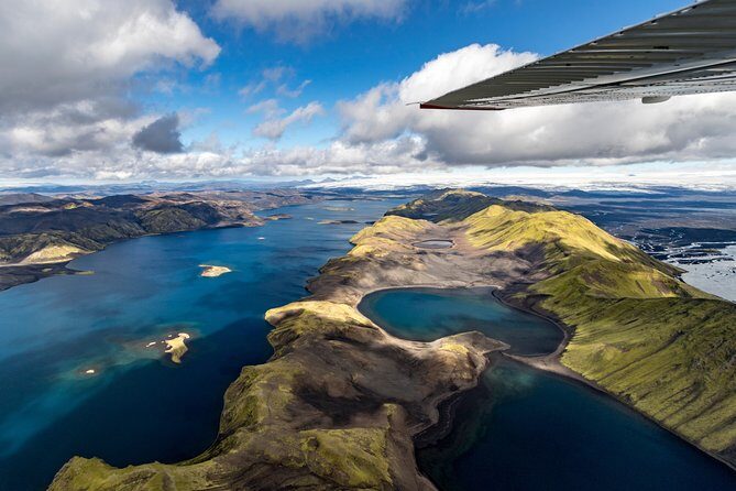 Ultimate Airplane Sightseeing Flight from Skaftafell - Lakagígar’s Mossy Crater Chain and Red-Black Rock Contrasts