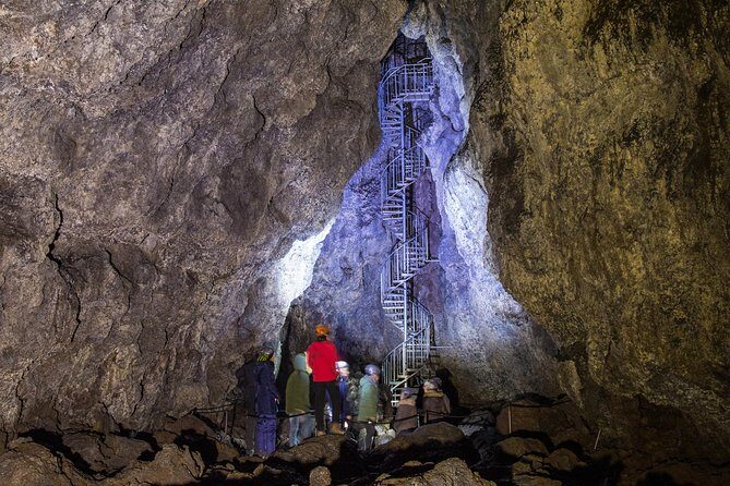 Vatnshellir Cave Tour - Quick hits before you go