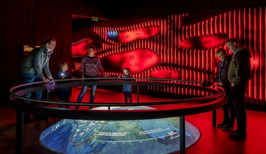 Volcano Exhibition and Cinema - Lava Centre Iceland - Magma Learning Center: volcanic structures and how tephra spreads