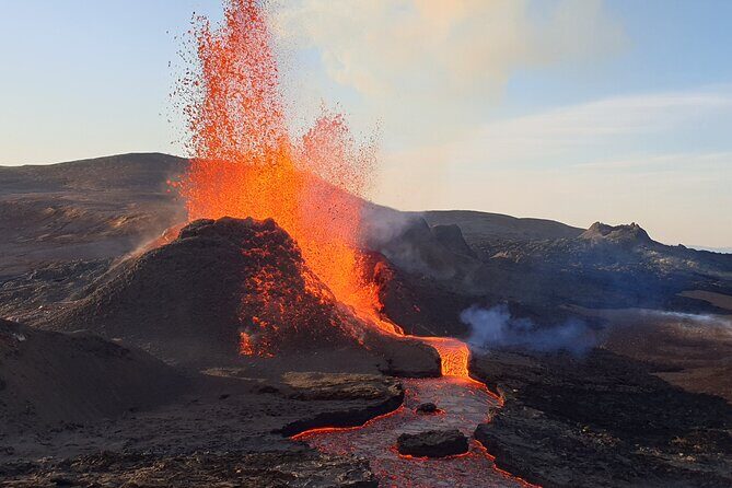Volcano Hike and Grindavík Visit from Reykjavik - Who should book this, and who should skip it