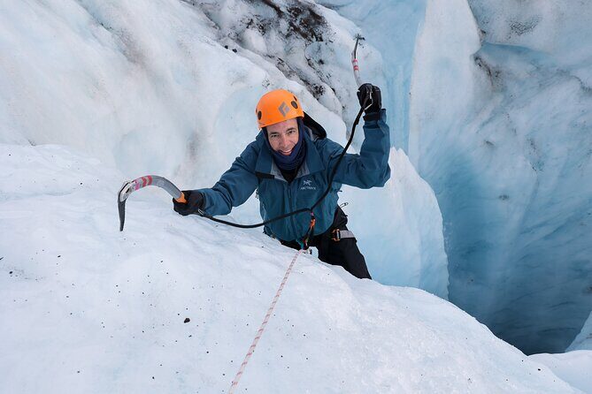 Winter Ice Cave + Climbing Private Photoshoot – 20 Shot Package